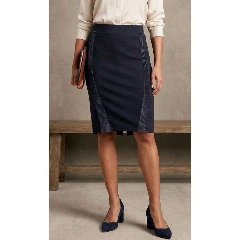 One5One Womens Sz M Pull On Pencil Skirt Navy Blue Faux Leather Trim‎ Career NWT